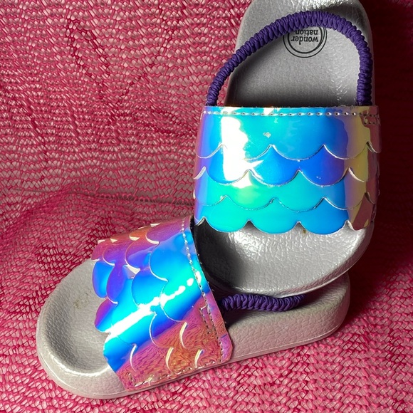 3/$20 💞 Infant Sandals Bundle - Picture 8 of 10